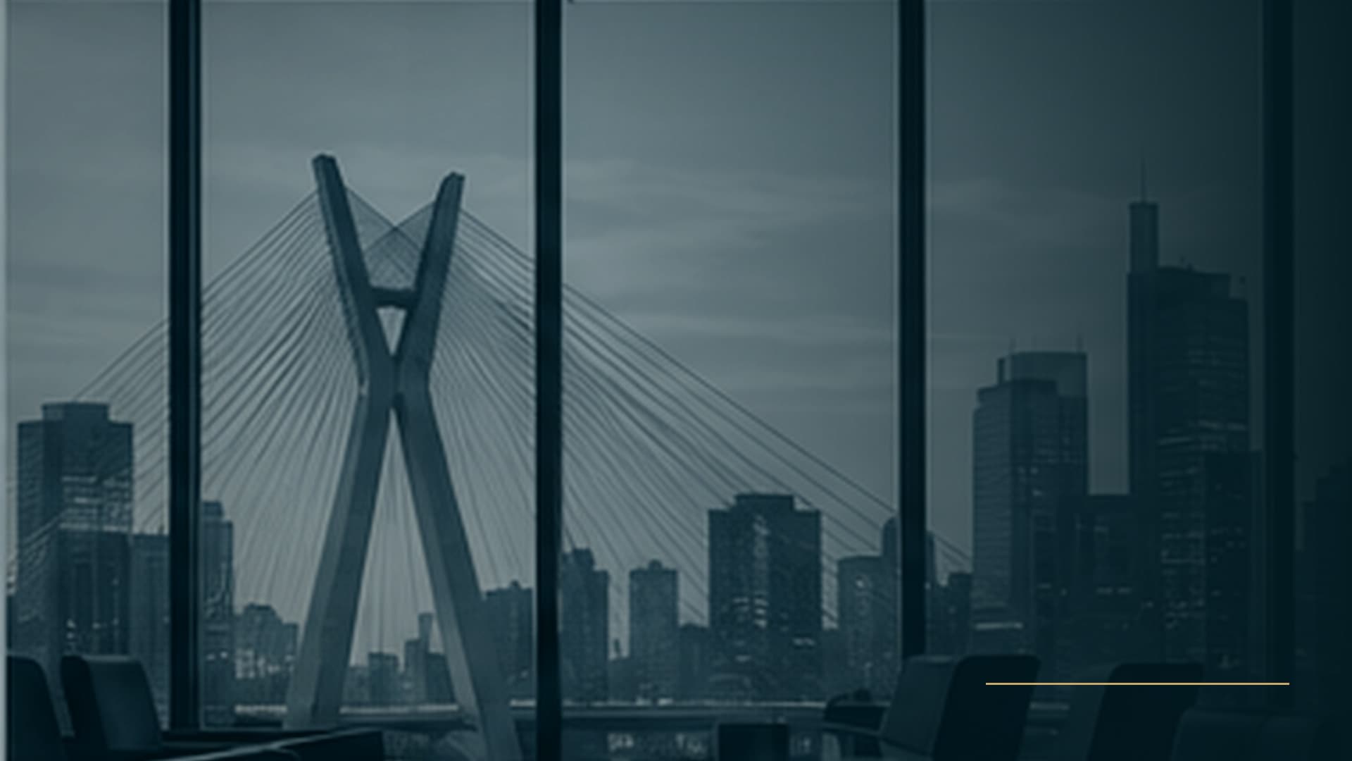 Sala de reuniões com vista para a ponte estaiada
